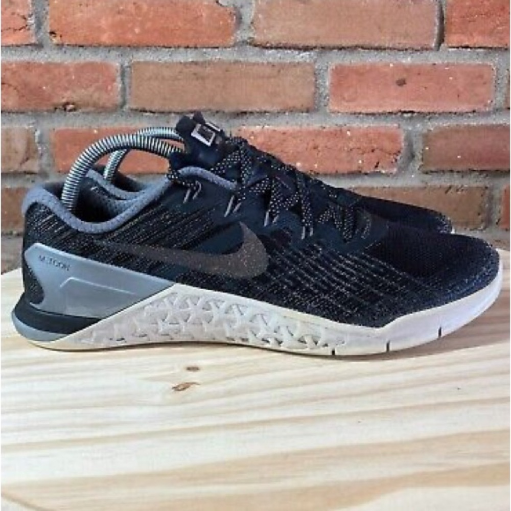 Women’s Nike Metcon 3 Glitter